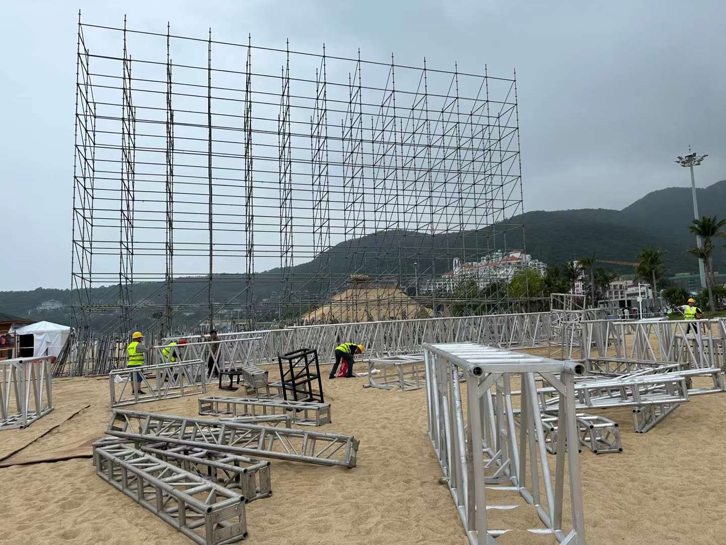 挑選舞臺(tái)雷亞架搭建服務(wù)公司掌握此一招則可1